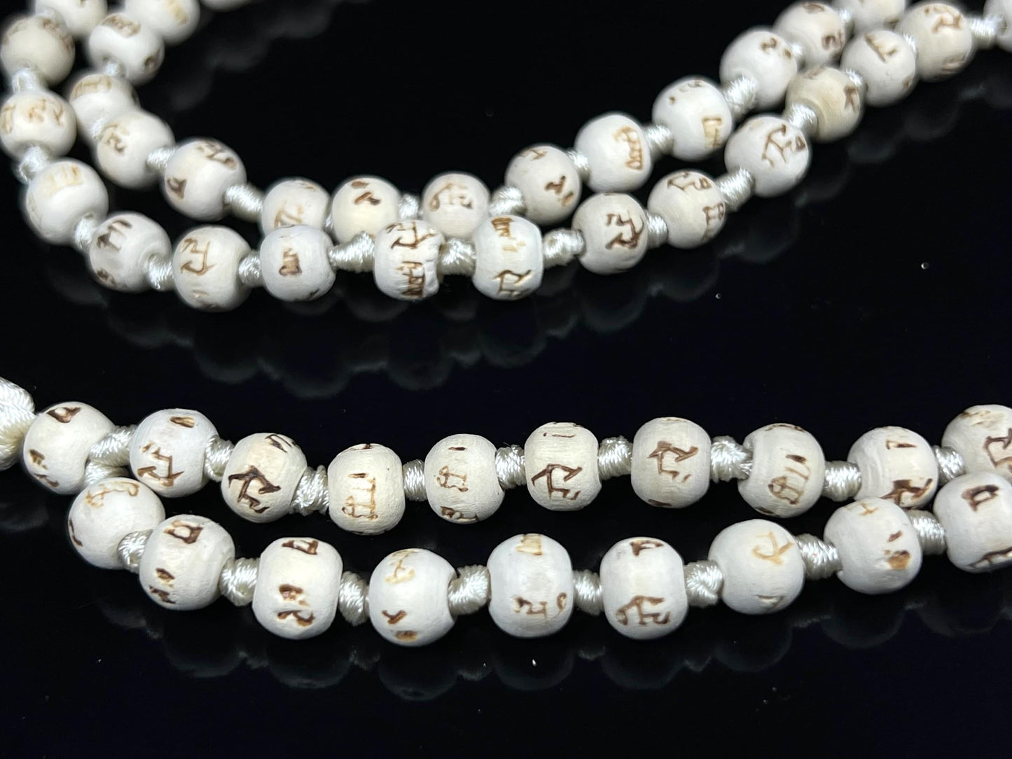 Handmade Tulsi Mala Beads Necklace – 8mm Beads with "Ram" Inscription – Multicolor Options – Chakra Balancing & Zodiac Birthstones – Meditation Jewelry