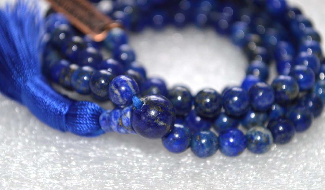 Deepen Inner Wisdom - Handmade Lapis Lazuli Mala Necklace (8mm 108 Beads) - Virgo & Sagittarius Birthstone & Third Eye Chakra Balance