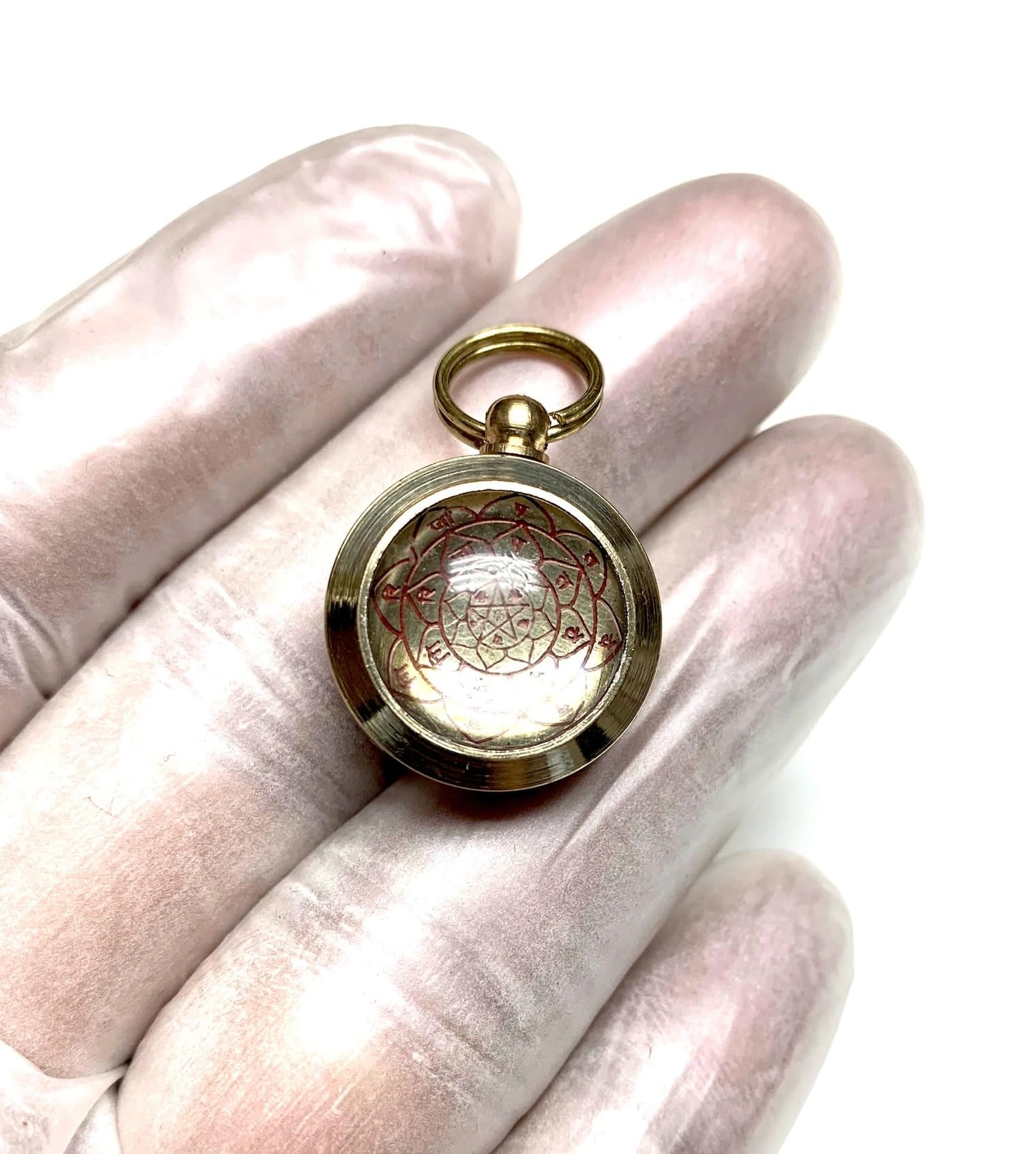 Maha Mrityunjaya Mahamrityunjaya Maha Mrityunjay Yantra Yantram Kavach Pendant – Divine Protection - Dispel Negative Energies, Encourage Positive Growth