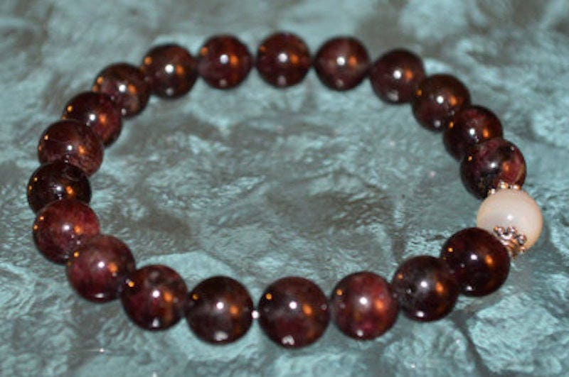 Garnet Beaded Mother of Pearl Bracelet, Natural Gemstone Stretch Bracelet, Healing Crystals Bracelet, Mens Dark Red Gemstone, Boho Stacking