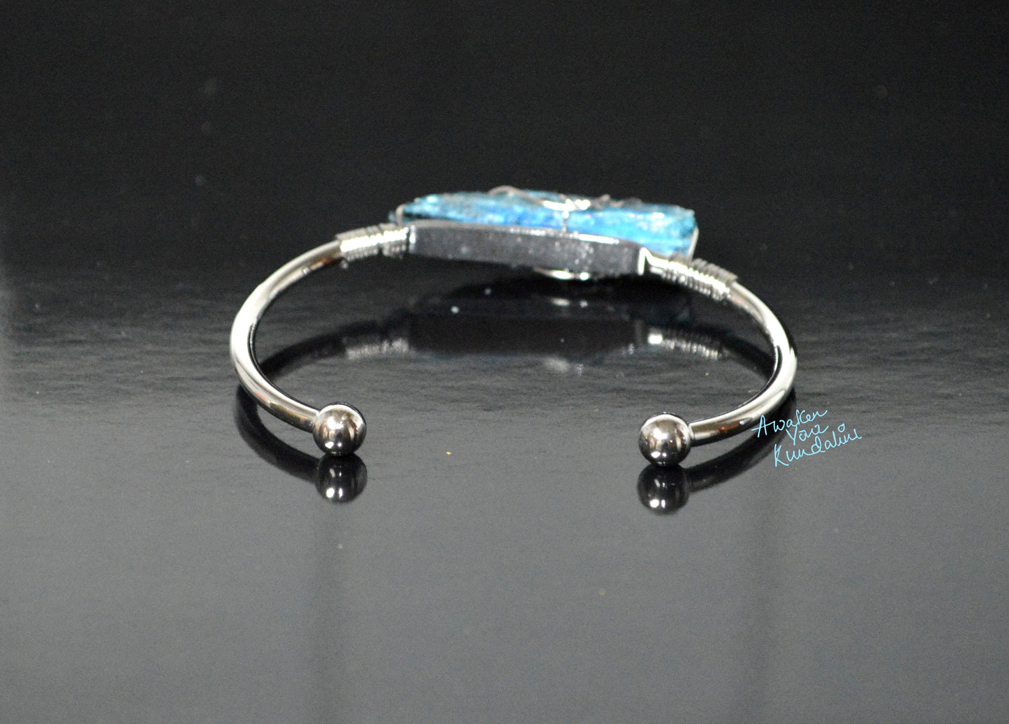Kyanite Cuff Bangle | 18K Gold Plated | ALIGN & LUMA Collection