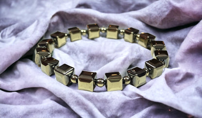 Handmade Pyrite Stretch Bracelet – 8mm Cube and Round Beads – Leo Birthstone – Solar Plexus Chakra – Approx. 7 Inch Wrist Size
