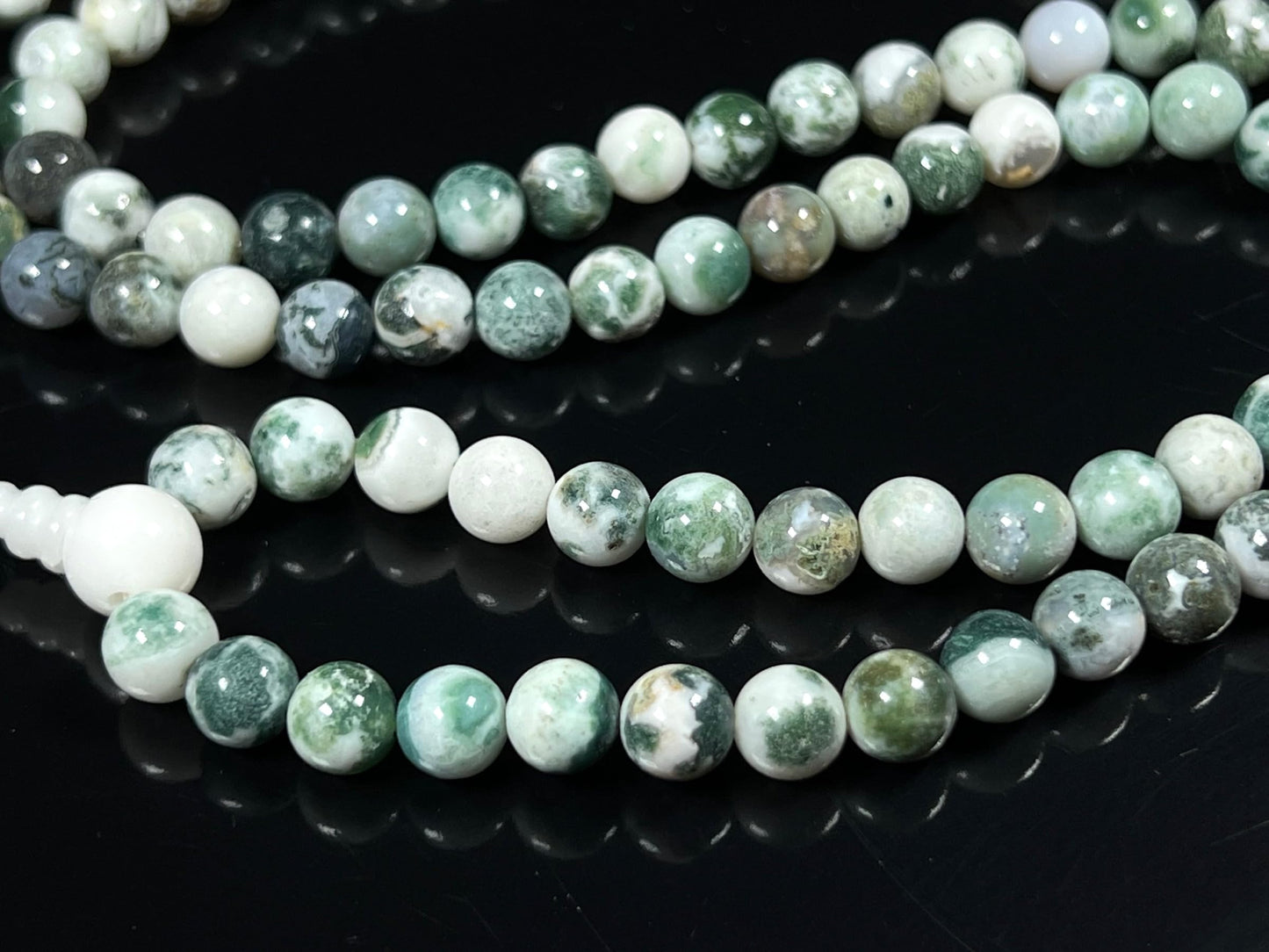 Handmade Green Tree Agate Mala Beads Necklace | 8mm 108 Beads | Hand-Knotted Spiritual Jewelry | Birthstone & Chakra Energy