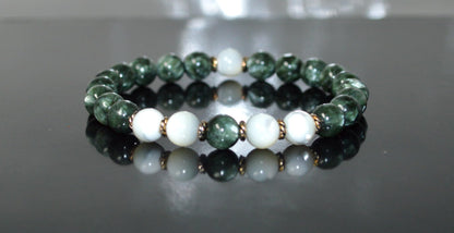 Seraphinite and Mother of Pearl Beads Stretch Bracelet - Universal Birthstone - Heart Chakra Jewelry
