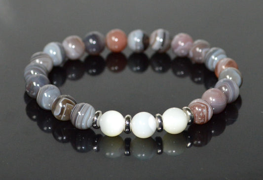 Botswana Agate and Mother of Pearl Stretch Bracelet - Gemini Birthstone for May - Heart Chakra - Astrological Sign Taurus
