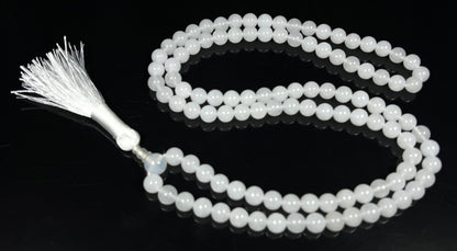Handmade Pure White Agate Mala Beads Necklace – 8mm 108 Beads – Crown Chakra & Cancer Birthstone – Meditation Jewelry