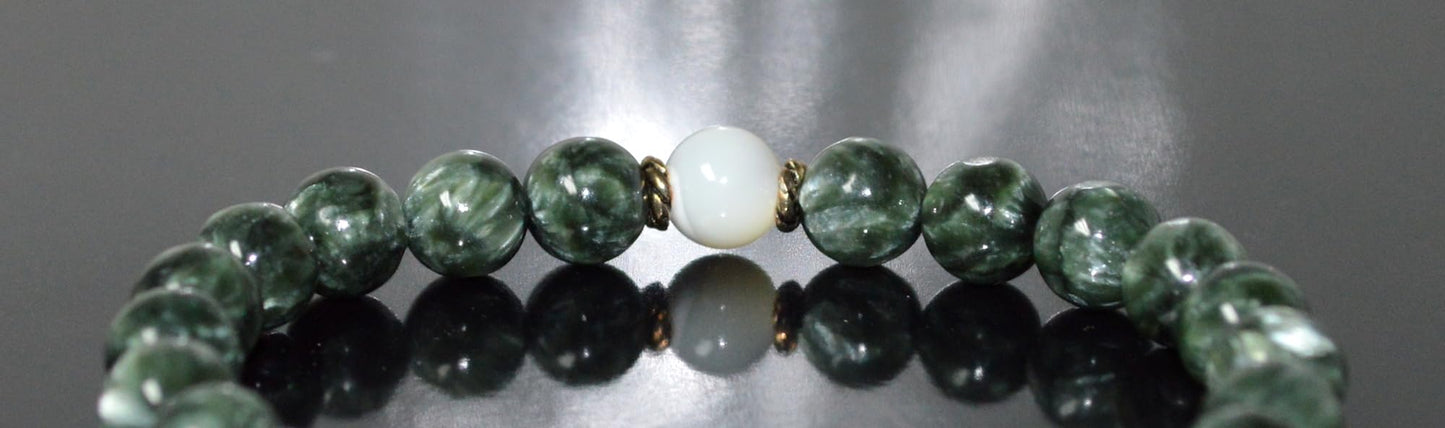 Seraphinite and Mother of Pearl Beads Stretch Bracelet - Universal Birthstone - Heart Chakra Jewelry