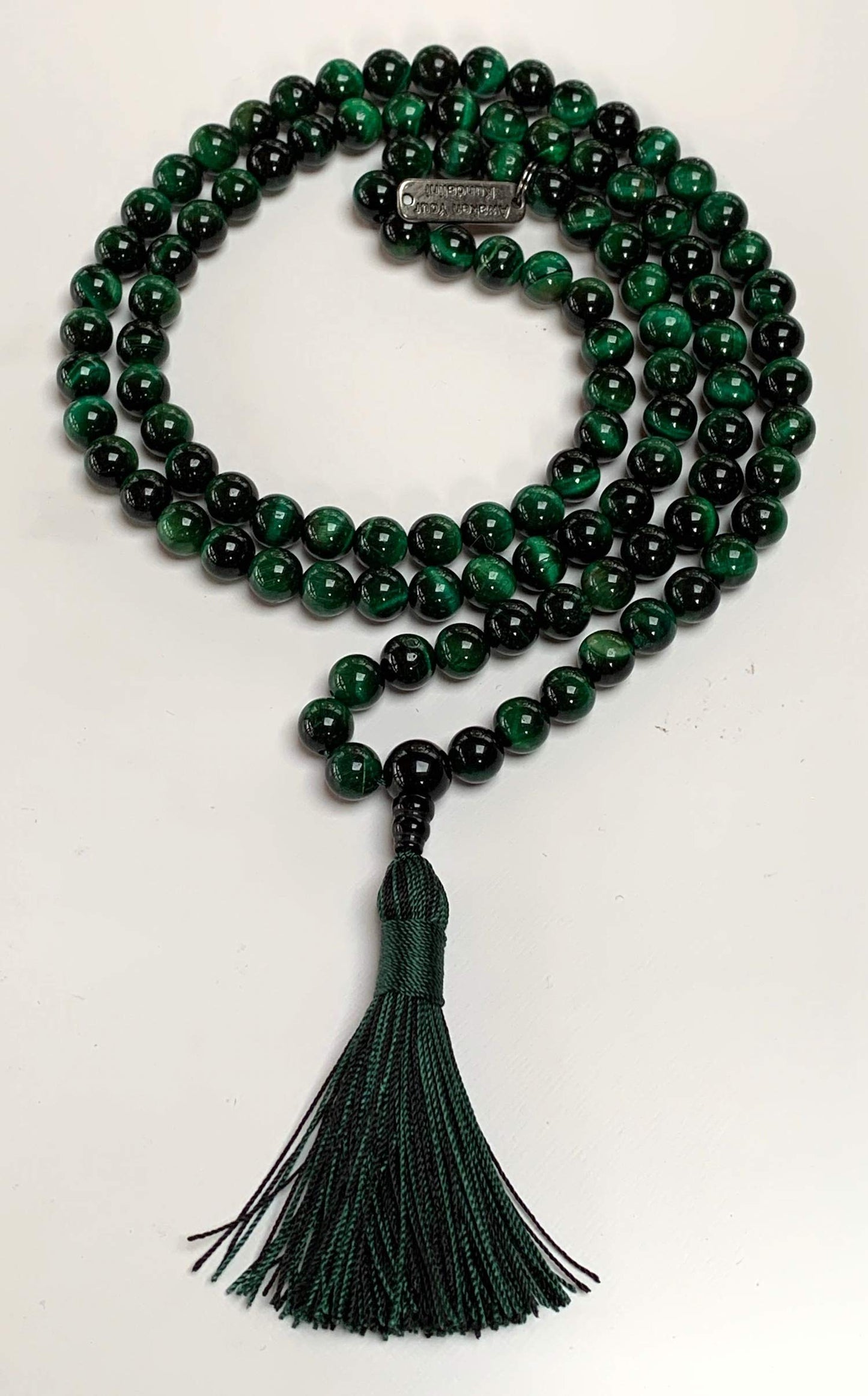 Tiger Eye Tiger's Eye Mala Beads Necklace 3rd Chakra Throat Chakra Healing Crystals 108 Prayer Beads - Grounding Integrity Will Power Intution Insomnia Libido Powerful (GREEN, Bead size 8 mm)