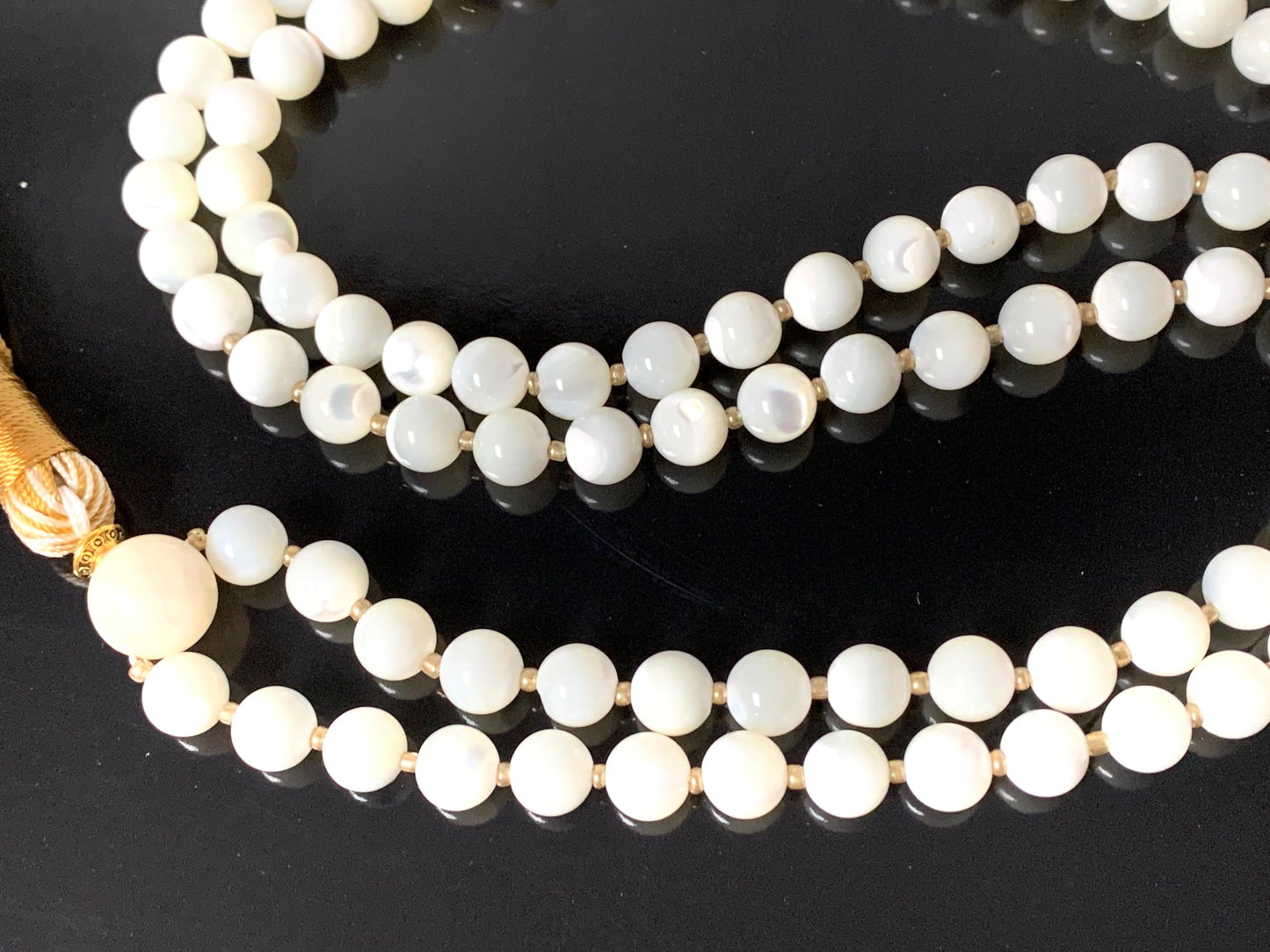 Mother of Pearl Mala Beasds Necklace - Embrace Serenity, Radiance, and Inner Strength, 8mm Beads, 108 Prayer Beads