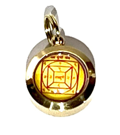 Navdurga Navadurga Durga Yantra Kavach Pendant - Universal Sun Sign - Root & Solar Plexus Chakra Association - Powerful Yantra Pendant
