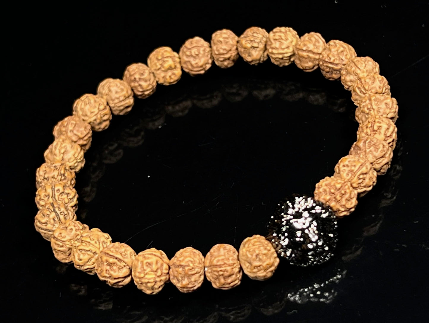 Unleash Inner Strength & Grounding: Handmade 5 Mukhi Rudraksha & Gunmetal Lion Head Bracelet (8mm) - Root Chakra & Universal Sun Sign