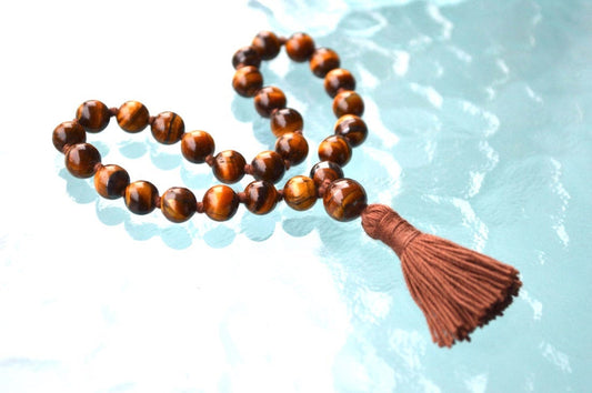 Tiger’s Eye Pocket Mala | 27 Beads for Clarity & Courage | DRISHTI Collection