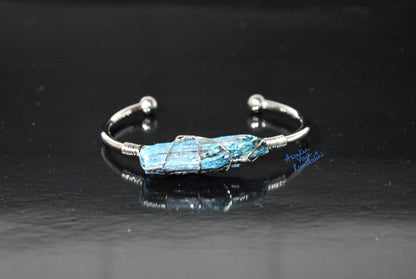 Kyanite Cuff Bangle | 18K Gold Plated | ALIGN & LUMA Collection